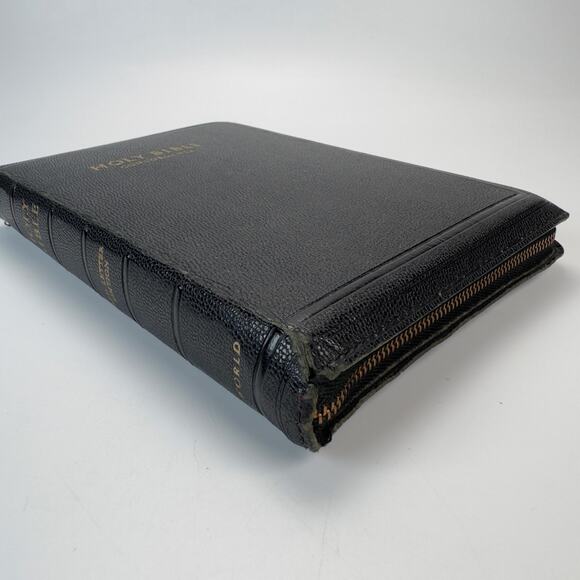 Vintage 1960s Holy Bible Concordance KJV Cross Zip-Around Leather Binding - Picture 2 of 13